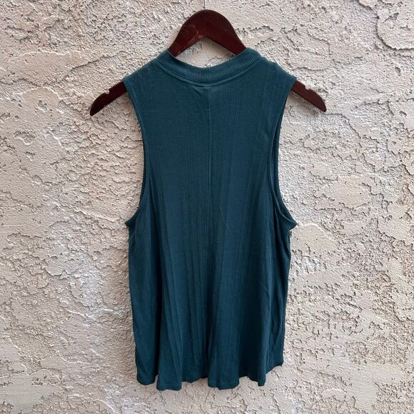 Free People Faye Green Ribbed Keyhole Tank Size Small - Picture 3 of 5
